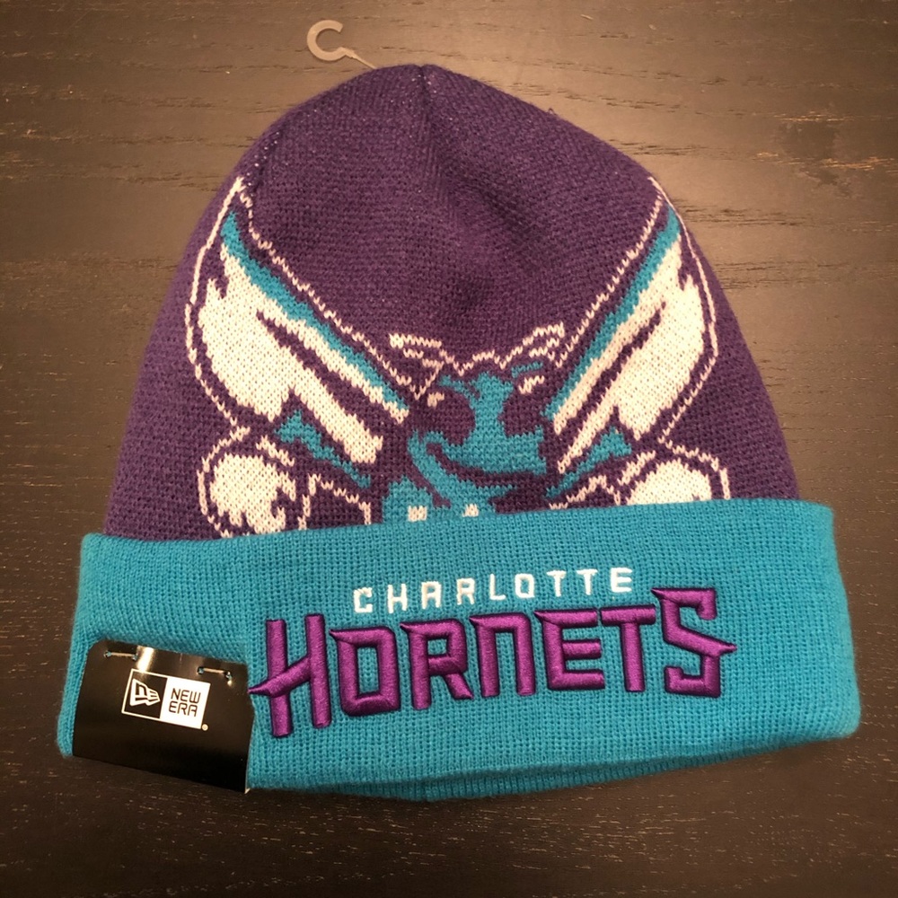 NWT Charlotte Hornets Hugo the Hornet Beanie